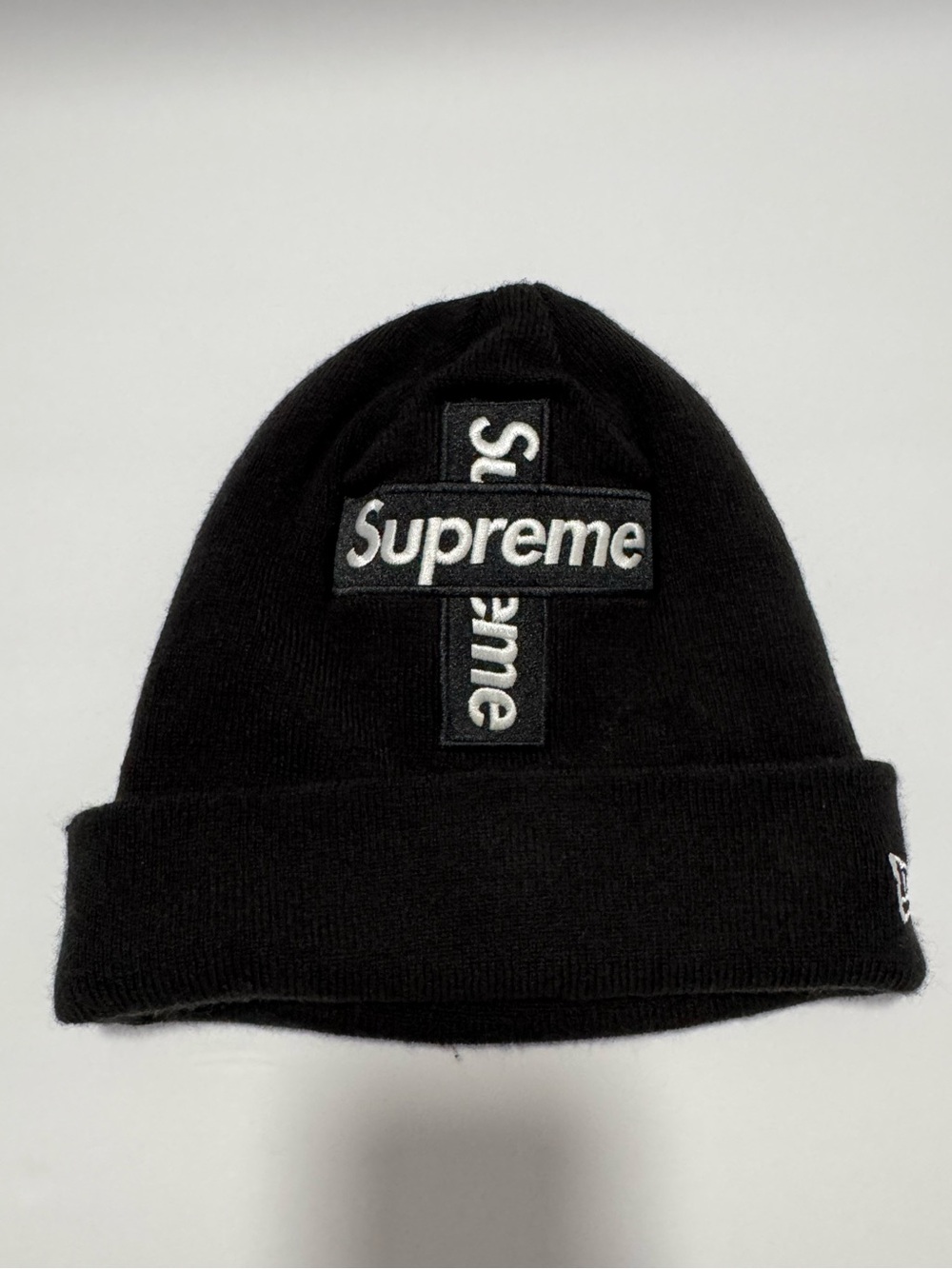 SUPREME New Era Cross Box Logo Beanie- Black